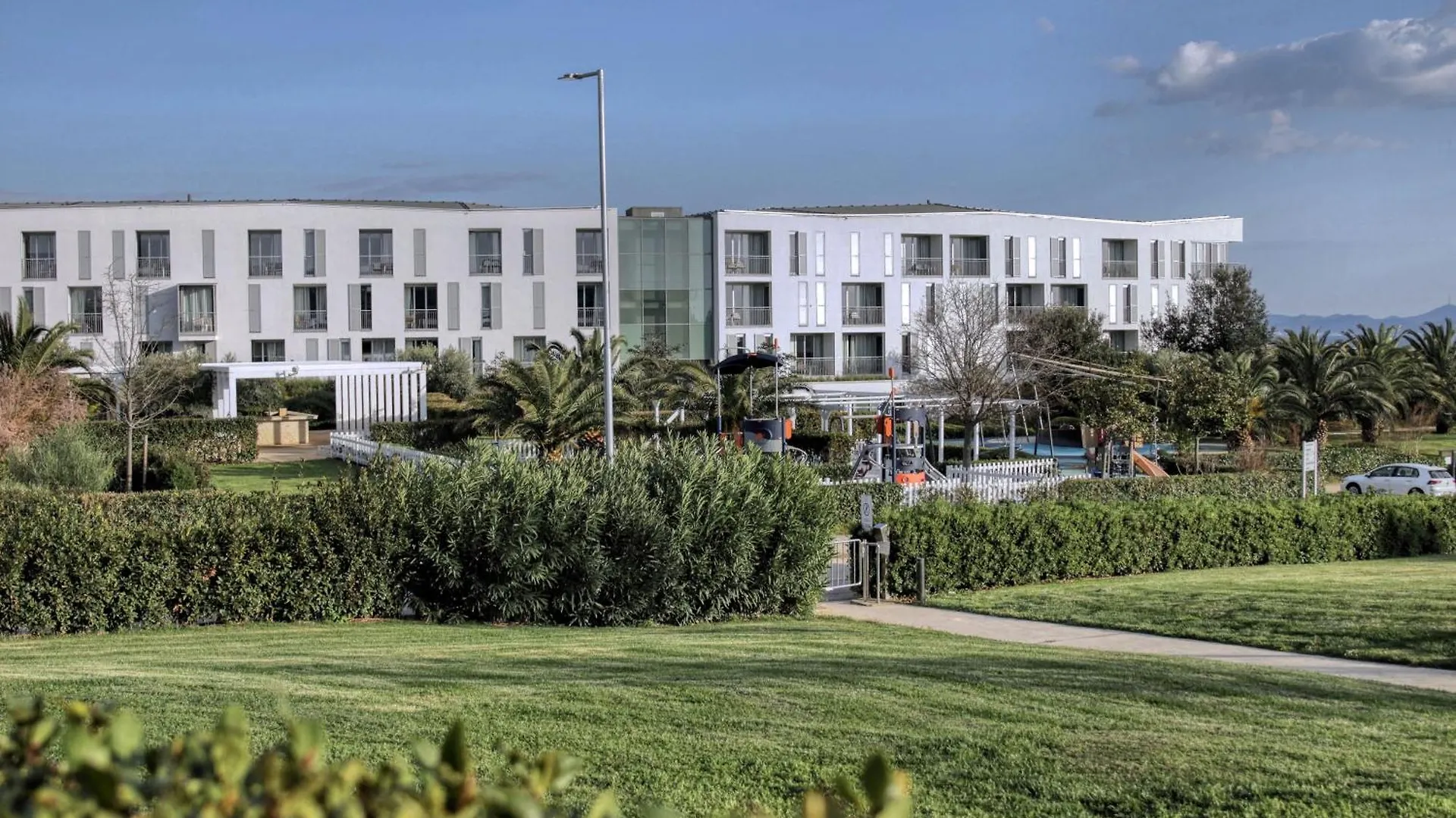 Nikola Luxury Apartments Senia Petrcane